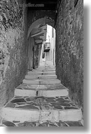 images/Europe/Greece/Naxos/Stairs/stairs-in-narrow-arched-alley-bw.jpg