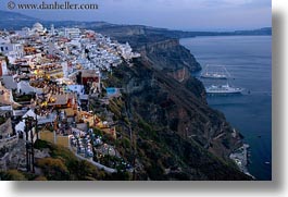 images/Europe/Greece/Santorini/Cityscape/town-n-ocean.jpg