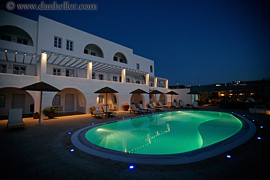 hotel-n-pool-at-nite-1.jpg