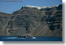 images/Europe/Greece/Santorini/Scenics/boat-n-cliffs-n-town.jpg