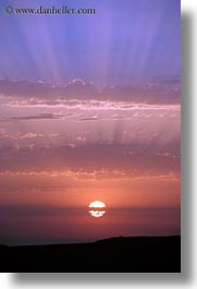 images/Europe/Greece/Santorini/Scenics/sunset-beams-2.jpg