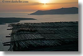 images/Europe/Greece/Santorini/Scenics/thatched-roof-n-sunset.jpg