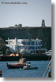 images/Europe/Greece/Tinos/Harbor/boats-n-bldg-n-monument.jpg