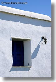 images/Europe/Greece/Tinos/Misc/wall-lamp-n-window-on-white_wash.jpg