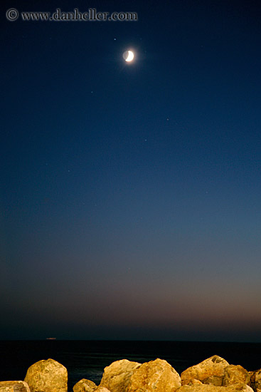 moon-stars-rocks-n-oceean.jpg