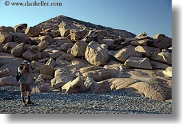 images/Europe/Greece/Tinos/Rocks/photographer-shooting-rocks.jpg