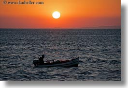 images/Europe/Greece/Tinos/Scenics/sunset-n-boat-2.jpg