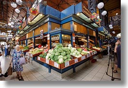images/Europe/Hungary/Budapest/CentralMarketHall/fruit-stand-2.jpg