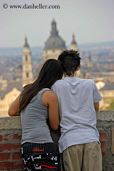 couples-overlooking-cityscape-17.jpg
