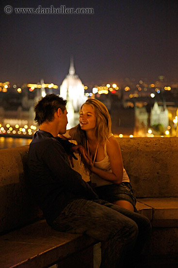 romantic-couple-w-nite-cityscape-3.jpg