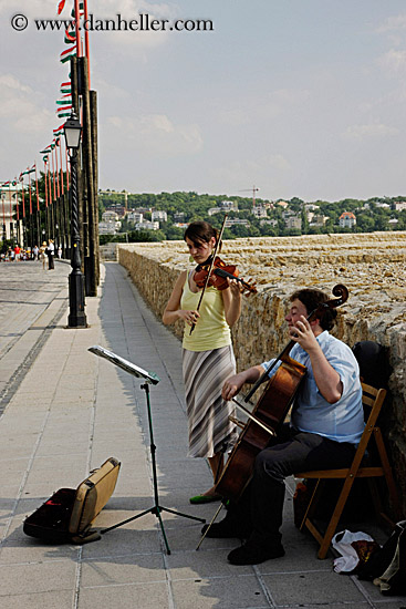 woman-w-violin-n-man-w-cello-1.jpg