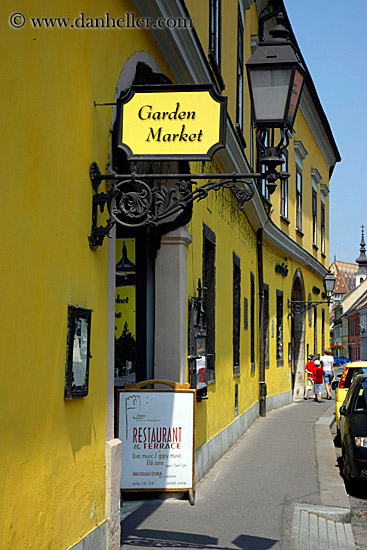 garden-market-sign.jpg