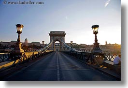 images/Europe/Hungary/Budapest/SzechenyiChainBridge/bridge-street-n-lamp_posts.jpg