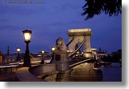 images/Europe/Hungary/Budapest/SzechenyiChainBridge/lion-statue-at-bridge-head-at-nite-3.jpg