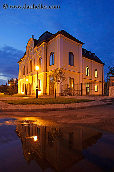 synagogue-2.jpg