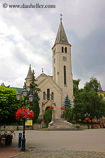 church-n-flowers-1.jpg