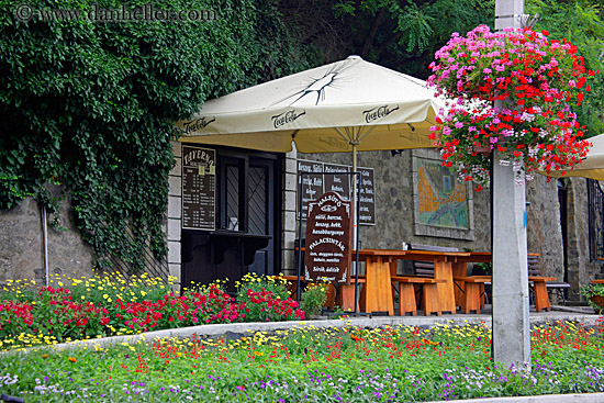 flowers-n-cafe.jpg