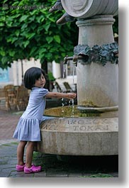images/Europe/Hungary/Tarcal/People/little-girl-washing-hands-in-fountain-water-2.jpg