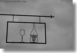 images/Europe/Hungary/Tarcal/Signs/wine-sign-bw.jpg