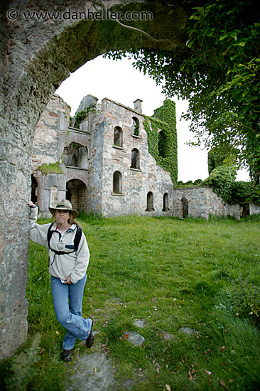 clifden-castle-11.jpg