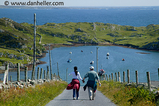 hiking-couple-4.jpg