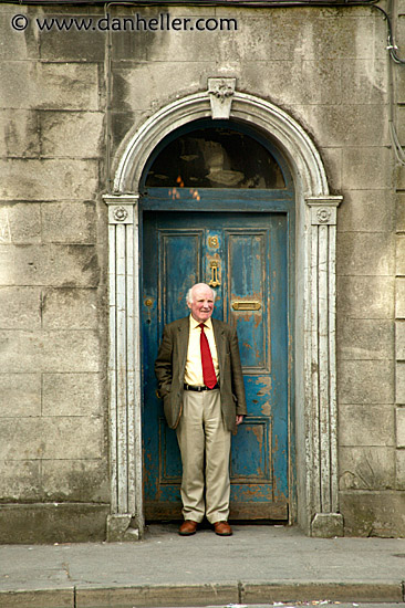 red-tie-guy-1.jpg