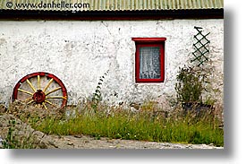 images/Europe/Ireland/Connemara/Misc2/red-wheel-window.jpg