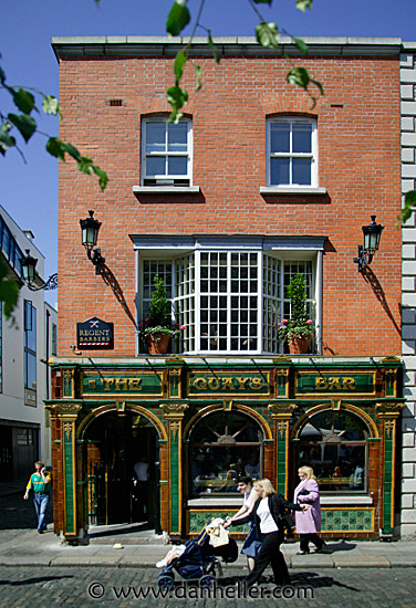 quays-bar.jpg