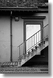 images/Europe/Ireland/Leinster/Dublin/Misc/stairs-bw.jpg