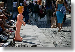 images/Europe/Ireland/Leinster/Dublin/Streets/rubbermaid-date-4.jpg
