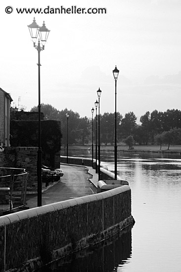 river-side-lamps-bw.jpg