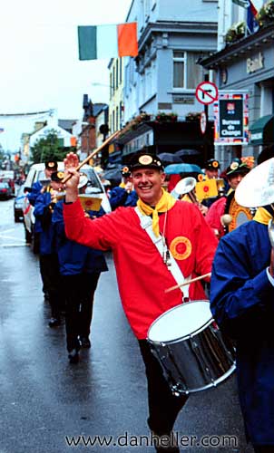 parade-drummer.jpg