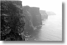 images/Europe/Ireland/Munster/MoherCliffs/cliffs-bw.jpg