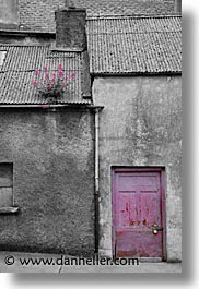images/Europe/Ireland/Shannon/Athlone/pink-door-1.jpg