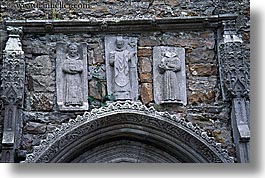 images/Europe/Ireland/Shannon/Clonmacnois/stone-relief-over-gothic-arch.jpg