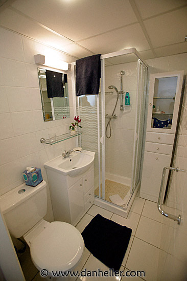 bathroom-1.jpg