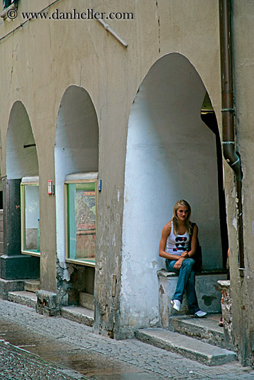 teenager-in-archway.jpg