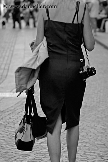 woman-photog-bw.jpg