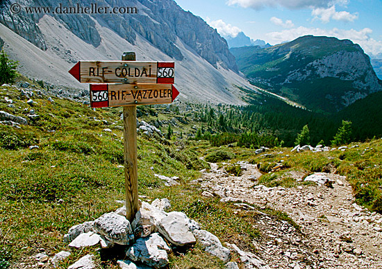 civetta-signs-2.jpg