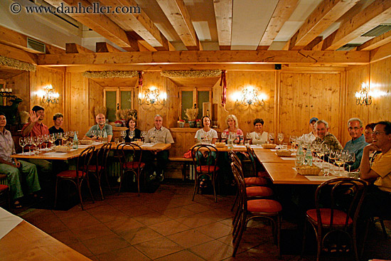 group-wine-tasting-1.jpg