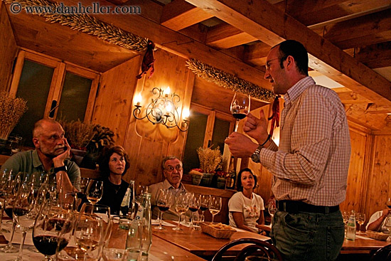 group-wine-tasting-3.jpg