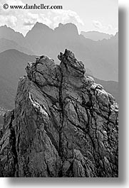 images/Europe/Italy/Dolomites/LaRocchetta/la_rocchetta-scenic-6.jpg