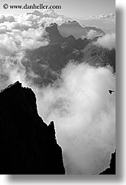 images/Europe/Italy/Dolomites/LayeredMountains/layered-mtns-18-bw.jpg