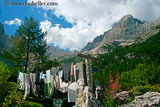 laundry-n-mtn.jpg