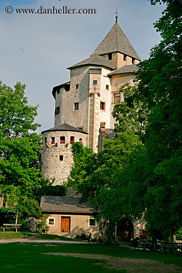 castle-07.jpg