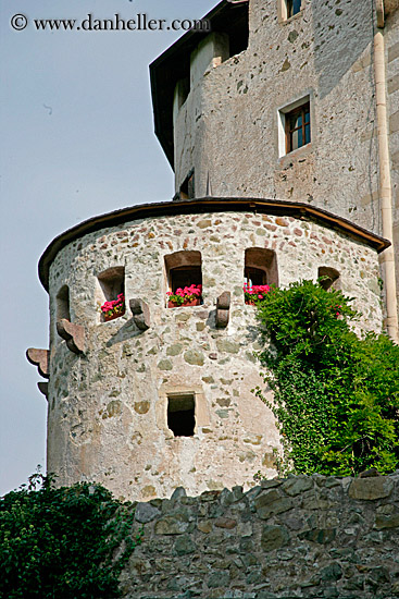 castle-08.jpg