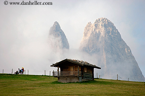 rosengarten-mtn-n-houses-1.jpg