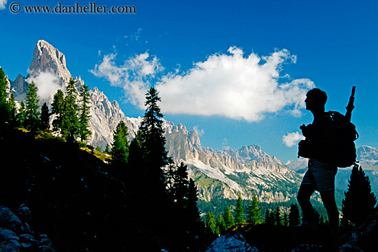 dolomite-hiker-sil-01.jpg