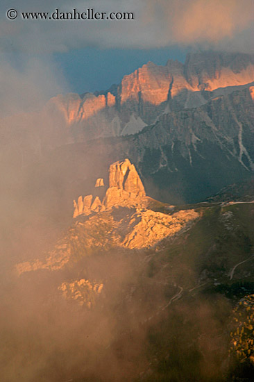 dolomites-sunset-01.jpg