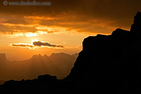 dolomites-sunset-05.jpg